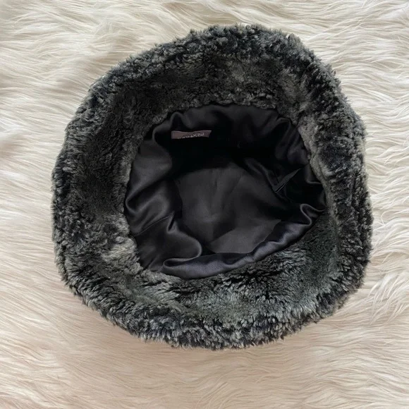 Vinatge Wilson’s Leather Gray Fur Faux Bucket Hat Y2K - Picture 4 of 9